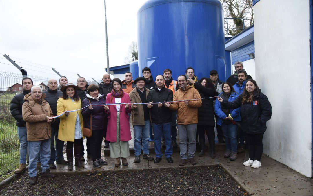 Vecinos de Catripulli en Valdivia inauguran nuevo servicio de agua potable rural que entrega el vital elemento a 211 familias