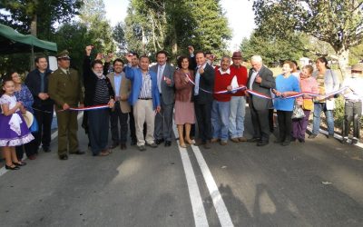 En Máfil inauguraron asfaltado básico de camino rural de Huillón