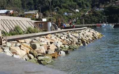 MOP avanza en construcción de enrocado para proteger acceso vial a localidad de Mississipi en Mariquina