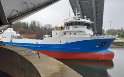 En 2 horas y 15 minutos se desarrolló nueva apertura de puente Cau Cau para paso de nave Patagón VI