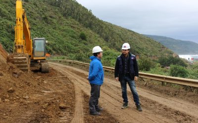 Un 27% de avance presenta asfaltado de tramo Punta Loncoyén-Curiñanco en la ruta costera de Valdivia