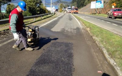 Dirección de Vialidad del MOP repara Ruta Valdivia-Niebla