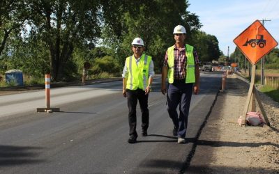 Ya se iniciaron las faenas de asfaltado de la Ruta Cabo Blanco-Las Marías en Valdivia