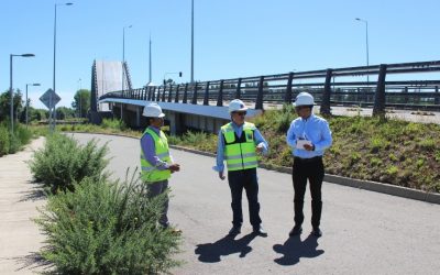 MOP entregó terreno y presentó consorcio chileno-holandés que elaborará diseño de ingeniería para reparación del puente Cau Cau