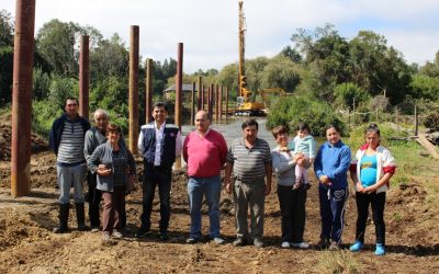 Avanza construcción de pasarela y acceso a sector Las Islas en localidad de Choroico