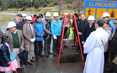 MOP inicia asfaltado de Ruta Coñaripe-Pellaifa-Liquiñe, que conecta con el Paso Internacional Carirriñe