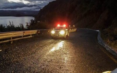 Por llegada de sistema frontal, MOP cierra Ruta Coñaripe-Panguipulli a fin de evitar accidentes por nuevos derrumbes