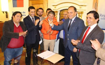 Gobierno Regional recibió renovado Teatro Cervantes de Valdivia, luego que el MOP completara restauración del recinto