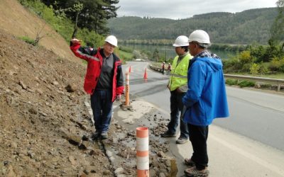 Experto en geotecnia inspecciona Ruta Valdivia-Antilhue-Los Lagos para solucionar fallas geológicas
