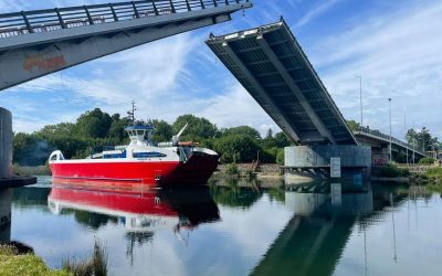 MOP realizó la 42 apertura del puente Cau Cau de Valdivia para el paso del ferry Andalué