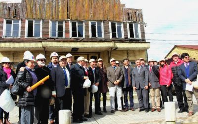 Con firma de planos Gobierno Regional y MOP inician oficialmente la restauración del Teatro Galia de Lanco