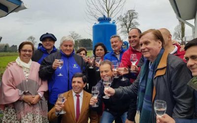 Vecinos de Guzmán, en Río Bueno, celebran Fiestas Patrias con la llegada del agua potable