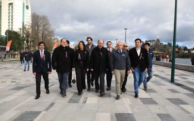 Ministro Moreno encabeza inauguración de remodelado paseo turístico en la Costanera de Valdivia