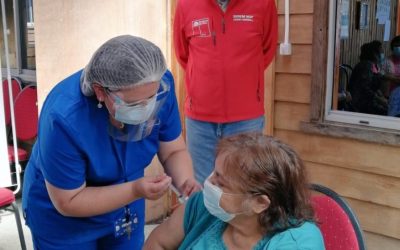 Seremi, Johnny Herrera verificó inicia proceso de vacunación por Covid-19 en comuna de Los Lagos