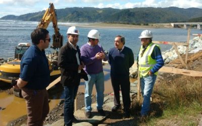 MOP trabaja en la fase final de construcción del nuevo embarcadero de Mehuín Bajo en Mariquina