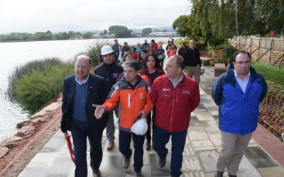 Ministro del MOP, Alfredo Moreno confirma que reposición de etapa 2 de la Costanera de Valdivia termina en mayo próximo