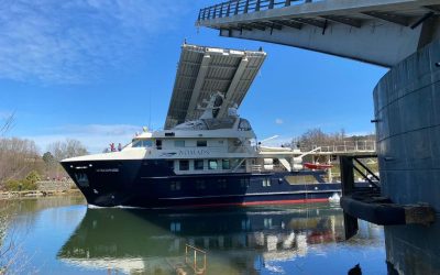 En 2 horas y 40 minutos MOP realizó nueva apertura del puente Cau Cau, para el paso de 4 embarcaciones