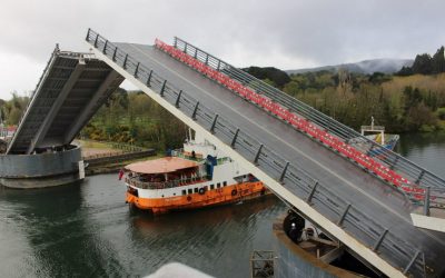 MOP de Los Ríos confirmó que durante diciembre no se producirán aperturas del puente Cau Cau para paso de embarcaciones