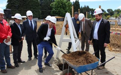 Instalan primera piedra de nueva Dirección Provincial de Vialidad del Ranco, para atender necesidades viales de sus comunas