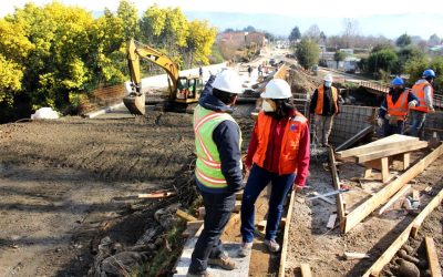 Con trabajos en plataforma y conformación de accesos avanza construcción de nuevo puente Collilelfu en Paillaco
