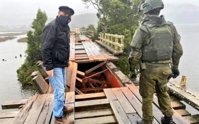 MOP informó que reparación de puentes dañados por acción de desconocidos en Ruta Valdivia-Corral, demorará entre tres y cuatro días