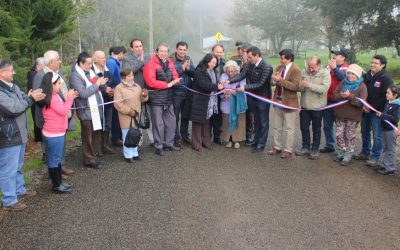 Con degustación de productos típicos de la zona como sidra y chicha, celebran asfaltado de camino Chabelita-Punucapa