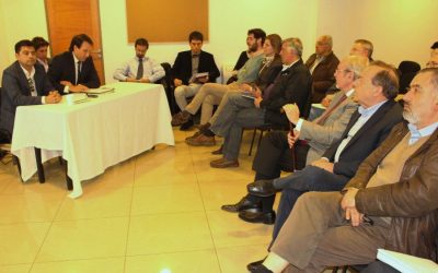 MOP recibe oferta de empresas para reparación del puente Cau Cau y se compromete a definir conectividad provisoria