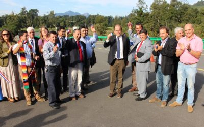 Ministro Undurraga encabezó inauguración de Ruta Lago Ranco-Calcurrupe de la Red Interlagos