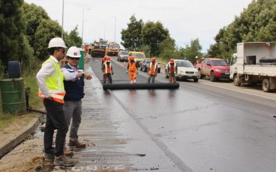 Dirección de Vialidad del MOP inició recapado asfáltico de primer tramo en Ruta Valdivia-Niebla