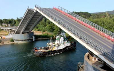 Puente Cau Cau de Valdivia abre sus tableros este jueves 1 de abril,para paso de cuatro embarcaciones