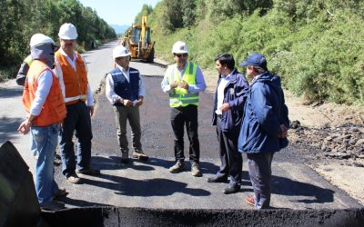 MOP trabaja en repavimentación de Ruta Santa Julia-Riñihue en Los Lagos