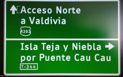 MOP instalará señalética informativa en Ruta Valdivia-Mariquina, que sugiere uso de puente Cau Cau para acceder a zona costera