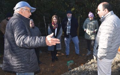Subsecretario MOP se reunió con autoridades y vecinos para revisar avances en problemáticas viales en la costa de Valdivia