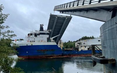 Trigésima segunda apertura del puente Cau Cau se realizó en un tiempo de 4 horas