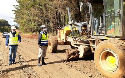 MOP restableció tránsito vehicular en Ruta Torobayo-Curiñanco en Valdivia, afectada por recientes lluvias