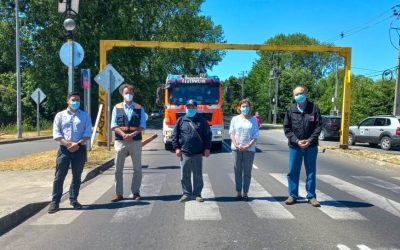 MOP habilita tránsito por el puente Cau Cau, para todo tipo de vehículos de Bomberos
