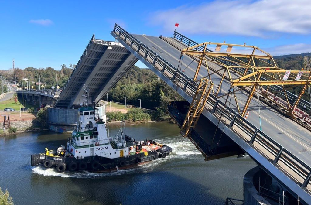 Gracias a la buena respuesta del nuevo sistema de levante MOP concreta en 2 horas apertura de puente Cau Cau