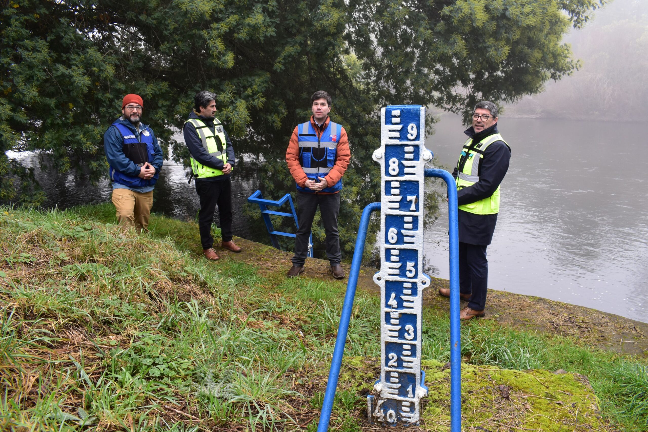 MOP revisa operación de estaciones de monitoreo de la Dirección Regional de Aguas antes de la llegada del invierno